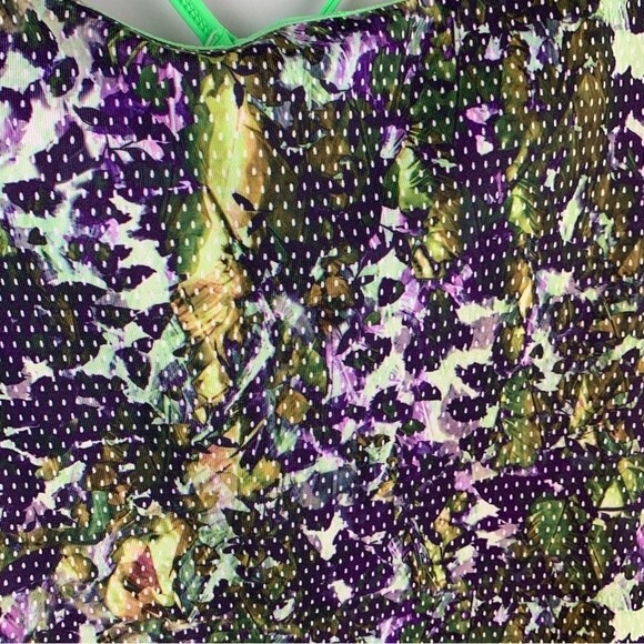 Lululemon women’s dancing warrior tank top size 8 - Picture 5 of 9